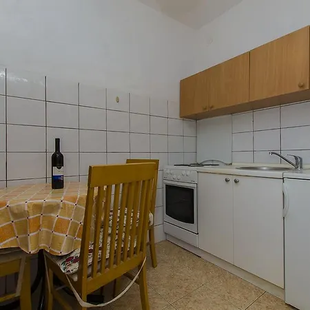 Apartments Bilo Primosten Exterior photo